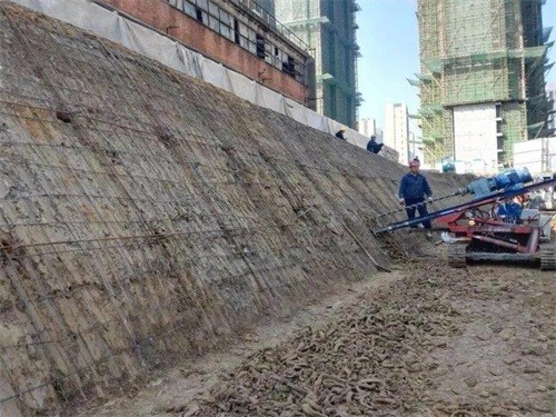 阿鲁科尔沁建筑边坡支护